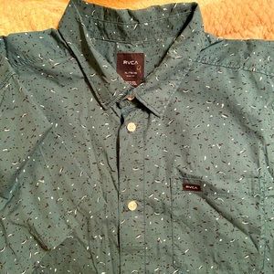 Men's RVCA shirt
